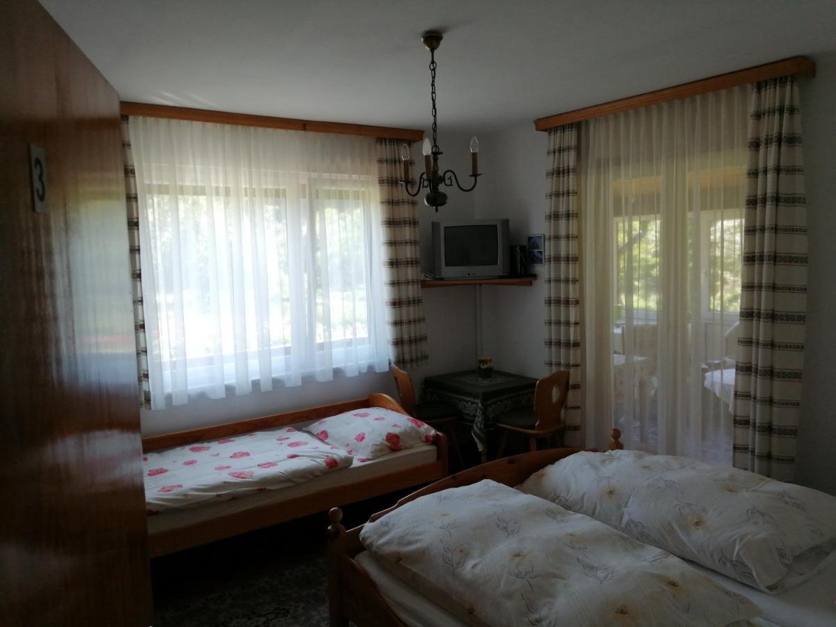 Privatzimmer Deutz Durnstein in der Steiermark Bagian luar foto